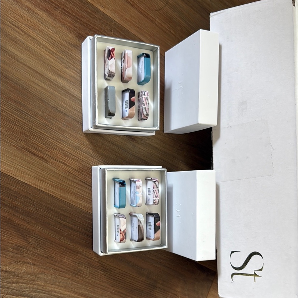 Women's Makeup Set - Assorted Colors